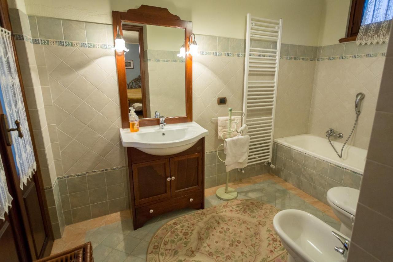 Gasthaus Relax Nel Noccioleto Novello Zimmer foto